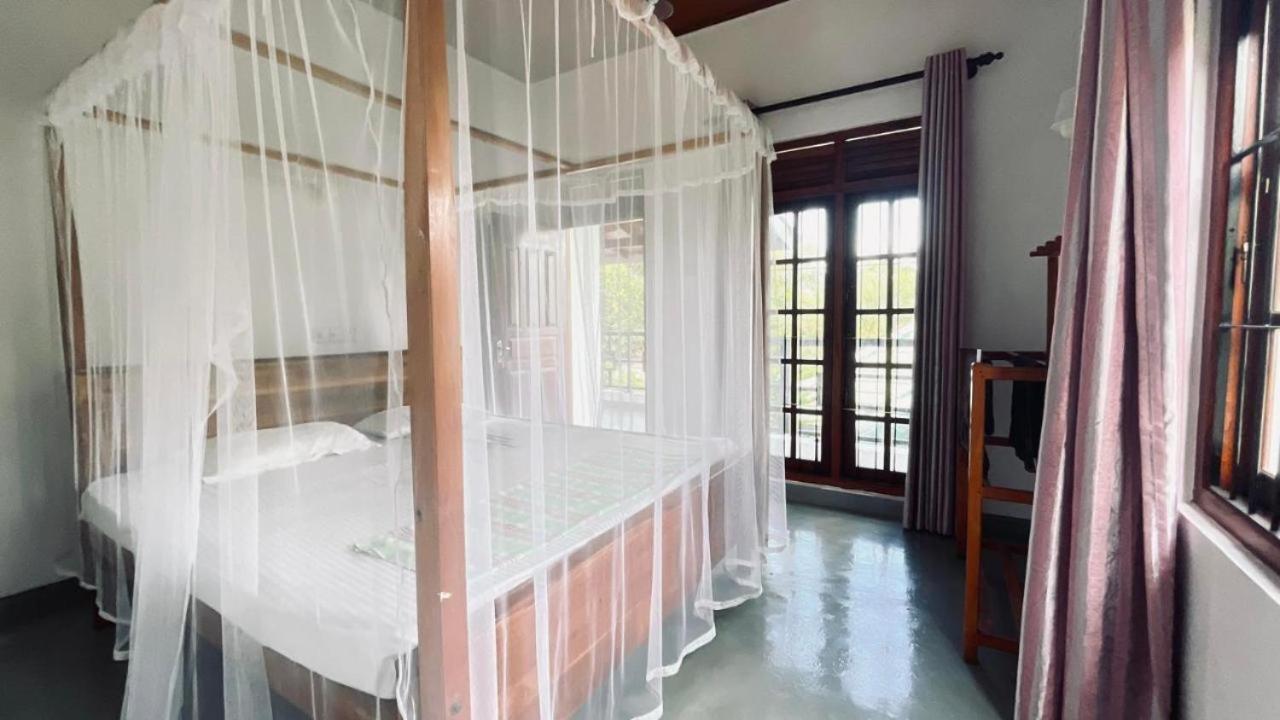 Rituale Guest House - Surf & Yoga Mirissa Eksteriør bilde