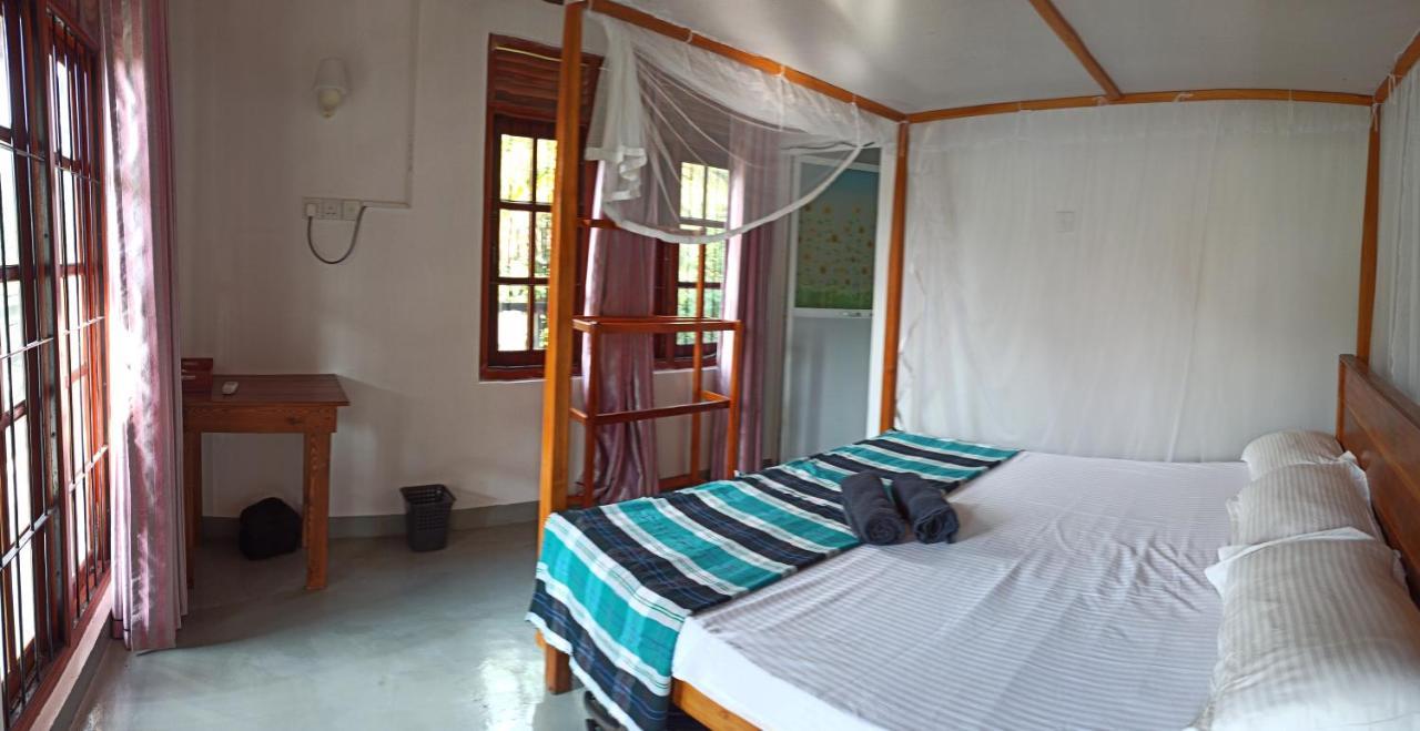 Rituale Guest House - Surf & Yoga Mirissa Eksteriør bilde